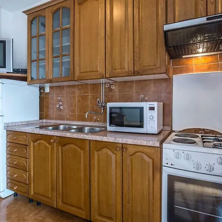 Apartmani Bezma Bol Exterior photo